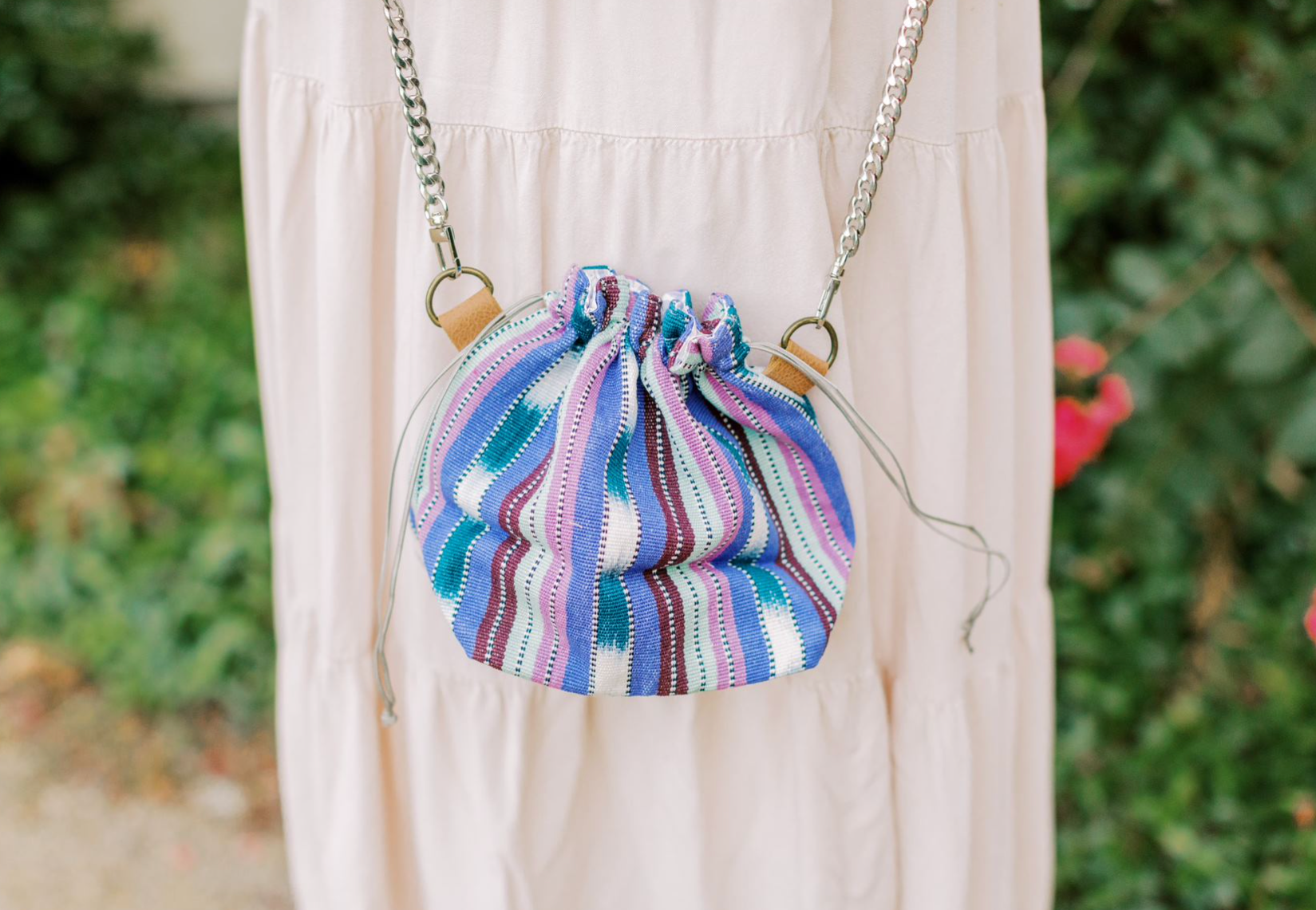 Sueño Crossbody Cinch Purse