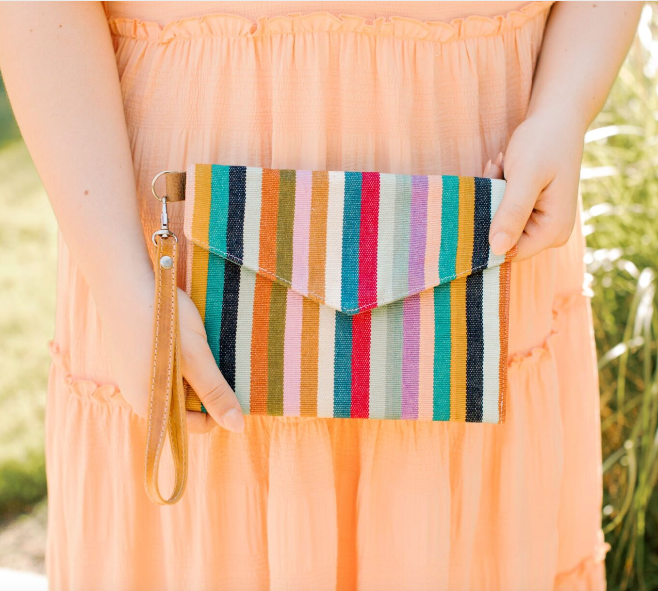 Banda Envelope Wristlet